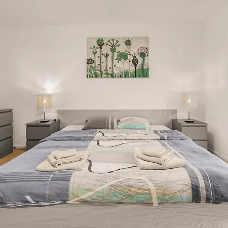 Bright Modern With Terrace And Underground Garage *