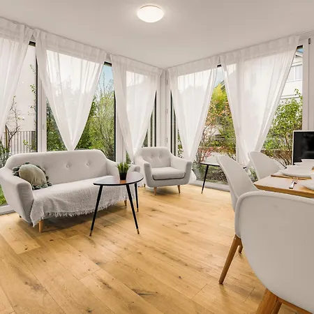 Bright Modern With Terrace And Underground Garage شقة Lengnau